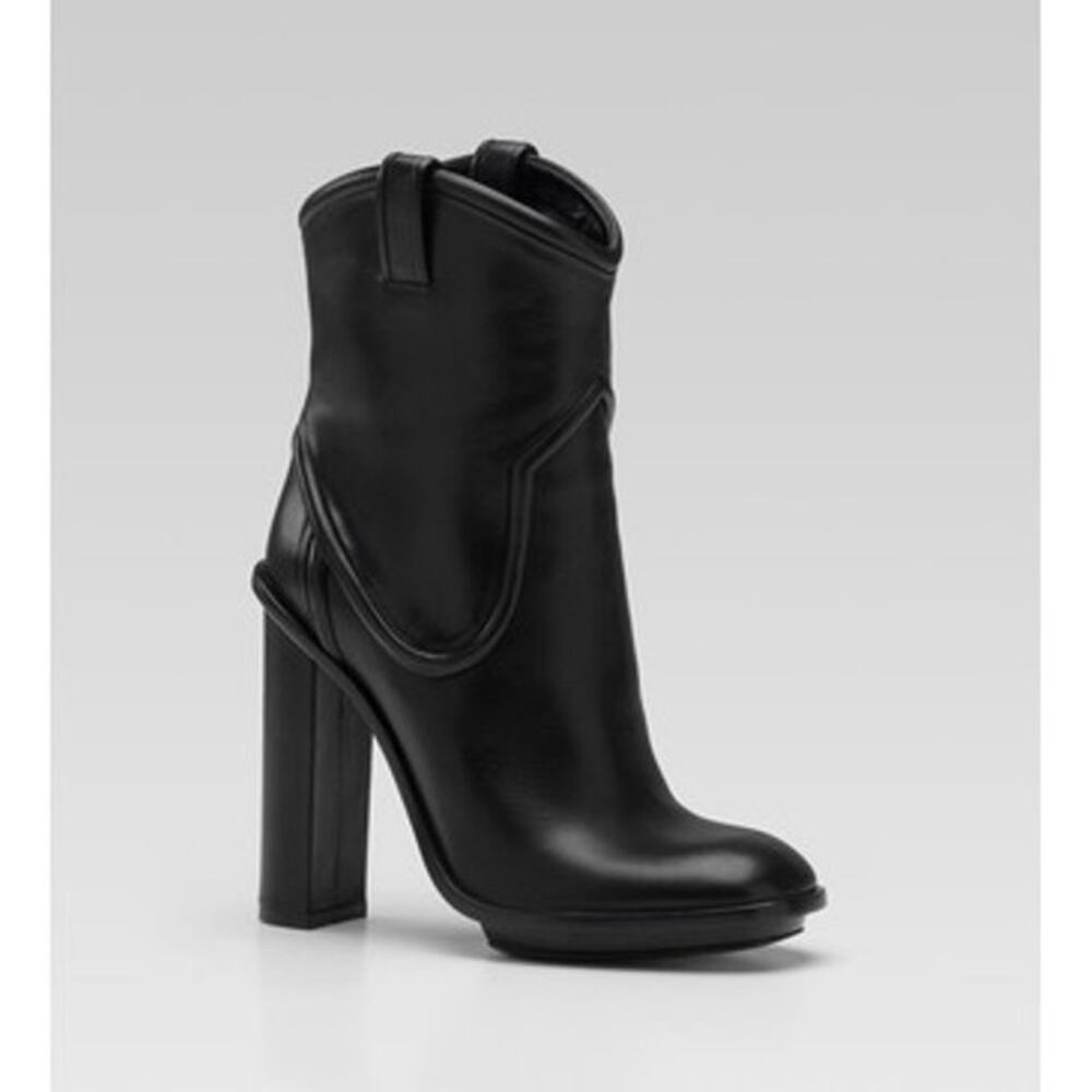 Gucci Trish Runway Black Leather Pull-On High Heel Ankle Boots EU 37 - Picture 2 of 10